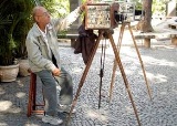 O ofício dos fotógrafos "lambe-lambes"