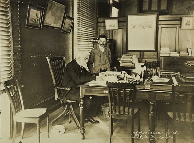 Pereira Passos em seu gabinete de trabalho, em 1906 (Foto: Augusto Malta)