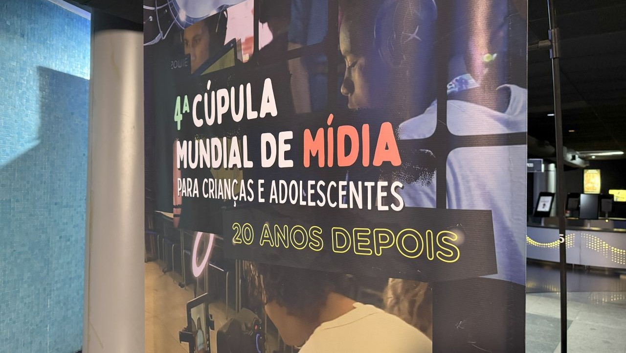 No Rio, MultiRio lança documentário que revisita 20 anos da Cúpula Mundial de Mídia para Crianças e Adolescentes